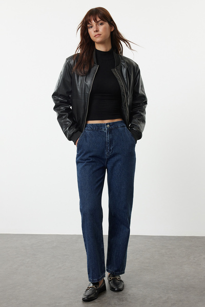 Trendyol Collection Tmavě modré rovné džíny s vysokým pasem - elastický pas Twoaw25je00118