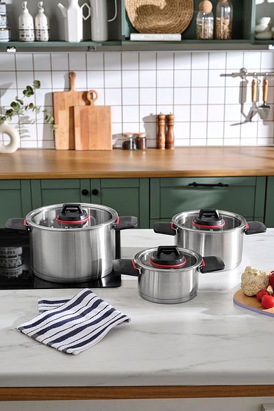 Karaca Yenka 6-Piece Steel Pot Set with Foldable Handles - Induction Base