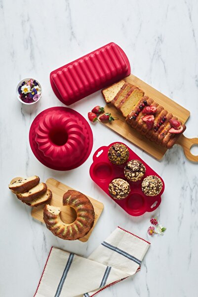 Karaca Nova Bake Silikon 3'lü Kek Kalıbı Seti Bordo