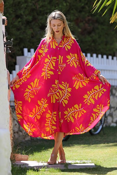 Chiccy Woven Oversize Casual Dress - Buttoned and Pocketed