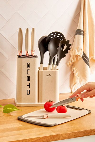 Karaca Gusto Creme 12-teiliges Messer-/Schneidebrett-Set