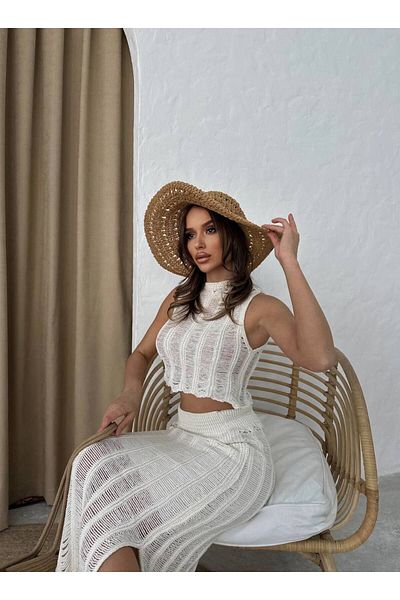 Miss Knitwear Blouse and Slit Skirt Set