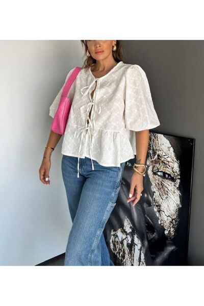 Astrea Butik قميص مطرز بالزهور