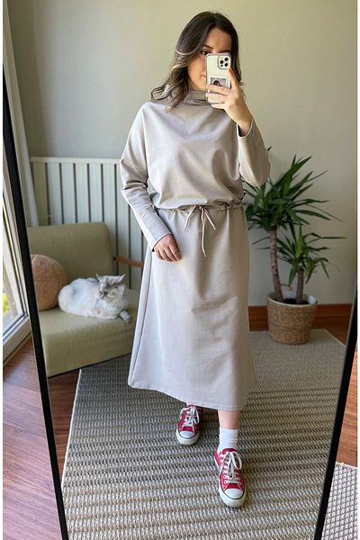 two in sis Φόρεμα με όρθιο γιακά Φόρεμα μέσης Shirred Sweat Φόρεμα Hijab Sweat