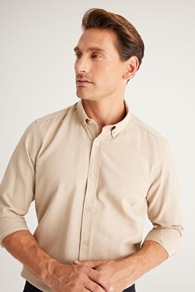AC&Co / Altınyıldız Classics Erkek Oxford Bej Düğmeli Yaka Kolay Ütülenebilir Pamuklu Slim Fit Dar Kesim Gömlek