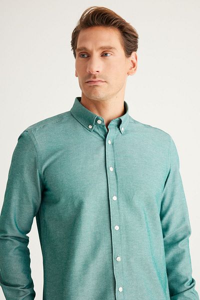 AC&Co / Altınyıldız Classics Grünes Slim Fit Oxford-Herrenhemd – bügelleicht, Knopfkragen, Baumwolle