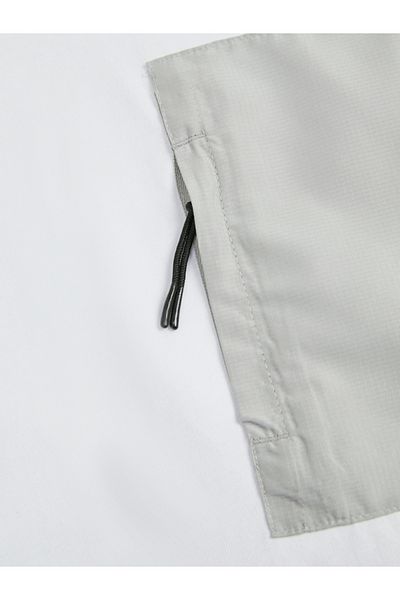 Jack & Jones Solid Zip Pocket Detail Crew Neck T-Shirt