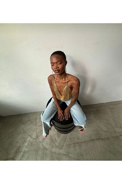 nuit dose Crop Top with Metal Accessories