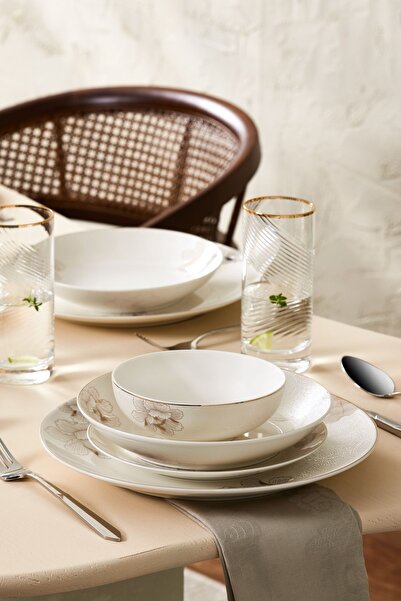 Karaca Camelia Porselen 24 Parça 6 Kişilik Yemek Takımı