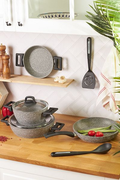 Karaca Biogranite Stella 8 Piece Serving Gift Pot Set