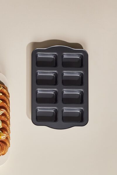 Karaca Goya Carbon Steel 8-Piece Muffin Cake Mold/brownie Mold