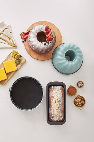 Karaca Multichef Mito Green 3 Piece Carbon Steel Cake Mold Set