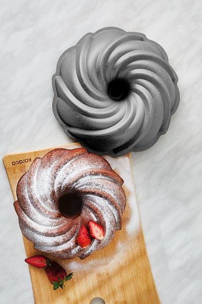 Karaca Cake Pro Pare Guss-Kuchenform Anthrazit 24 cm