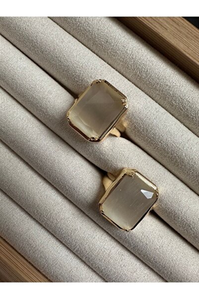 ringbox Gold Büyük Beyaz Taşlı Kadın Yüzük