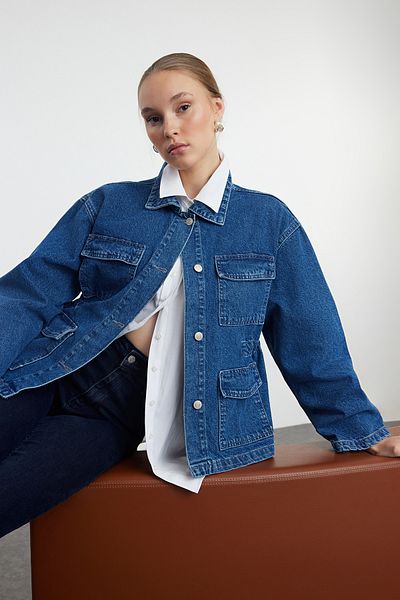 Trendyol Collection Синя джинсова куртка великого розміру з кишенями TWOAW25CE00052