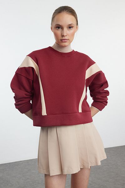 Trendyol Collection Hanorac tricotat blocat, roșu Claret, cu decolteu crew - Regular Fit TWOAW25SW00042