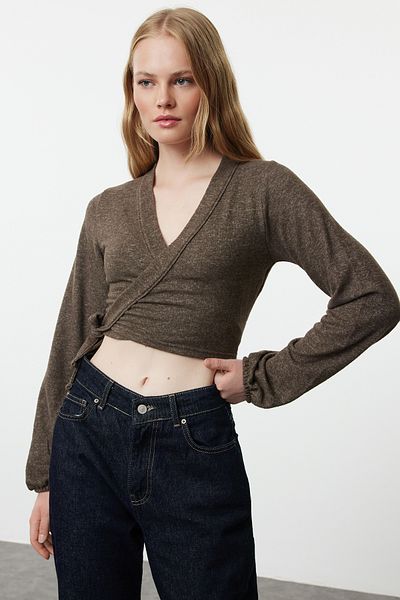 Trendyol Collection Langärmlige, weiche, braune Strickbluse - TWOAW25BZ00020 mit Bindedetail
