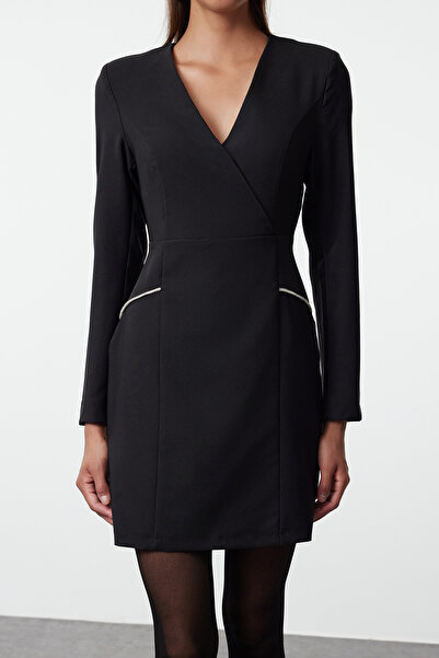 Trendyol Collection Черна мини тъкана рокля с детайл от каменни ивици - прилягаща по тялото, Twoaw25el00184