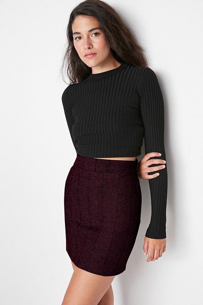Trendyol Collection Weinroter Minirock in A-Linie mit Aufdruck - TWOAW23ET00051