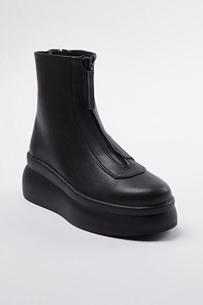 TRENDYOL SHOES Černé ploché dámské boty na zip - Takaw25bo00017