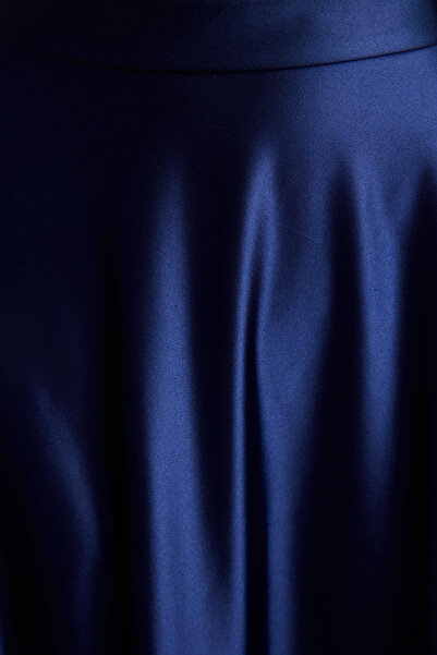 Trendyol Collection Sötétkék vonalú/harangvágású midi szoknya TWOAW25ET00111