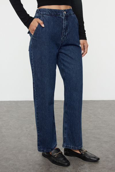 Trendyol Collection Tmavě modré rovné džíny s vysokým pasem - elastický pas Twoaw25je00118