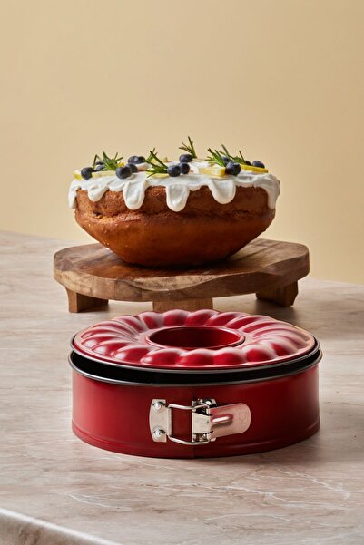 Karaca Multichef Adroit Carbon Steel 3 Piece Cake Mold Set Red
