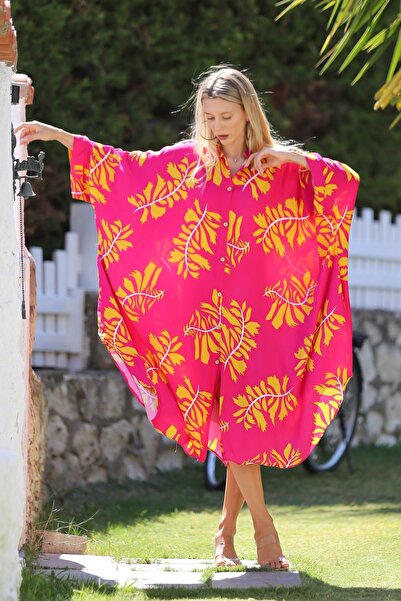 Chiccy Woven Oversize Casual Dress - Buttoned and Pocketed