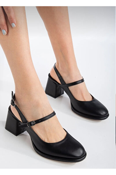 İZCE MODA Μαύρα παπούτσια με τακούνι πλατφόρμας