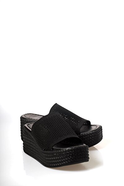 ayakkabiyolla Чорні тапочки на платформі Faztazi