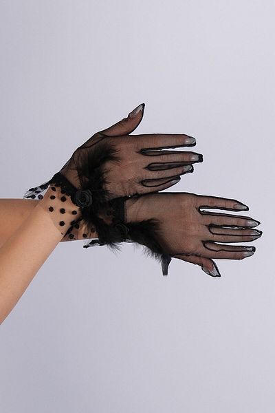 Hayalperest boncuk Polka Dot Black Short Bridal Gloves - Feather and Rose Detail