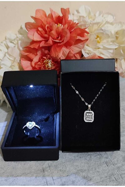 HKN AVM ACCESSORİES Işıklı Kutuda Yüzük Baget Kolye Set Ciddi Ilişki Yüzüğü