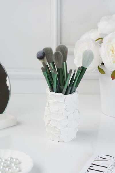 LALEZEN HOME Flower Patterned Makeup Brush Holder - Toothbrush Holder Multi-Purpose Concrete