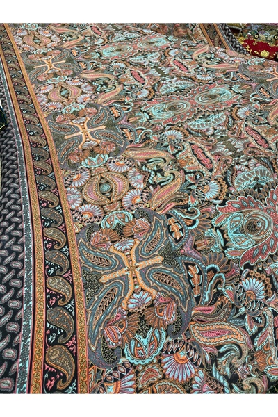 OsmanKumaşDantel قماش منقوش بشال حريري مطبوع رقميًا