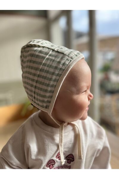 runbaby Çift Kat Müslin Çift Taraflı Bebek Bonnet Şapka (3-9 AY) - Yeşil Çizgili