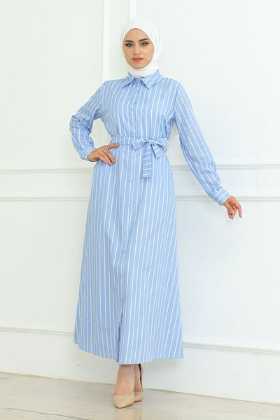 Eliva Satin albastru bebelus - Rochie hijab lungă cu dungi albe