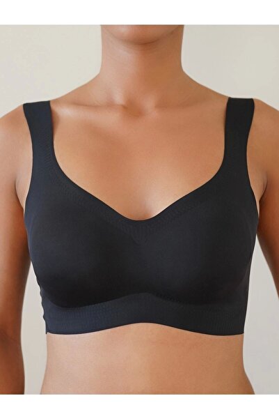 FK İÇGİYİM حمالة صدر بدون خياطة من FK مع وسادة مقطوعة بالليزر باللون الأسود