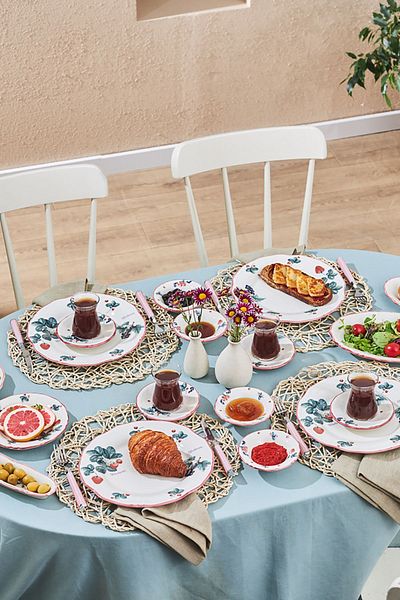 Karaca Very Berry 32 Pieces Breakfast / Serving Set for 6 Persons