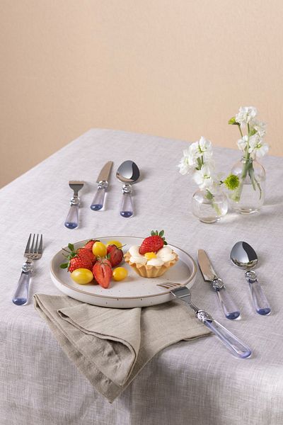 Karaca Ella 18 Piece Fork Spoon Knife Set for 6 Persons White
