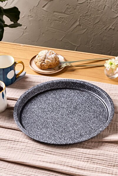 Karaca Henry Metal Tepsi Siyah 35 Cm