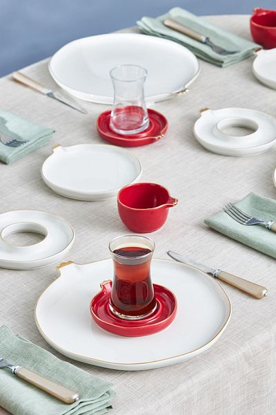 Karaca Set de mic dejun Elegance Bone Rodie 28 piese pentru 6 persoane