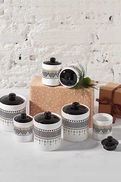 Karaca Globe 7-Piece Vaccum Spice Set with Lid