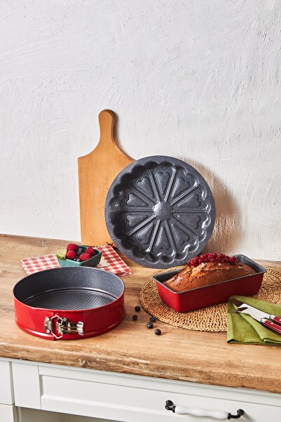 Karaca Teemo New 3 Piece Carbon Steel Cake Mold Set Red