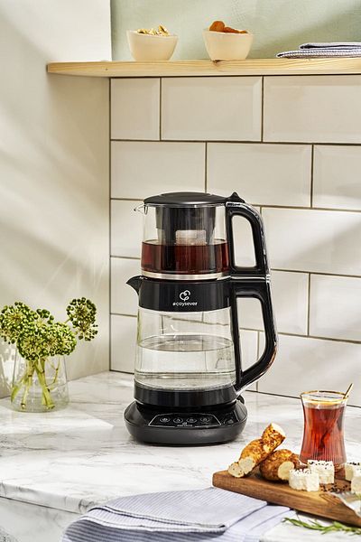 Karaca Çaysever 3-in-1-Teemaschine aus Glas mit sprechendem Tee, Wasserkocher und Wasserzubereitung, 1700 W, Chrom