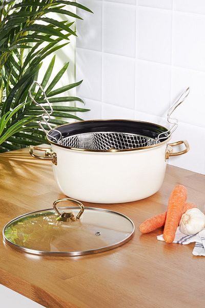 Karaca Retro Enamel 22 Cm Frying Pan Cream