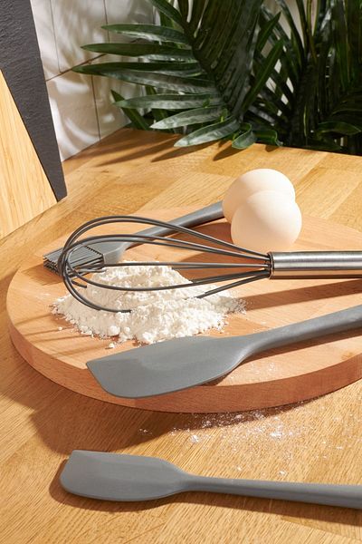 Karaca Pastry 4 Piece Cake Preparation Set