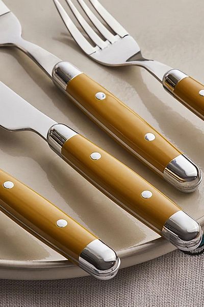 Karaca Alina 24 Piece Cutlery Set for 6 Persons Mustard
