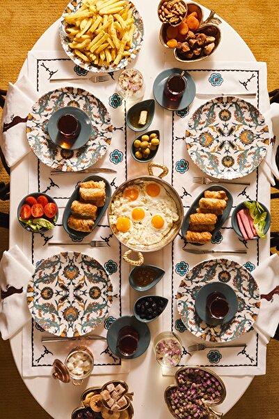 Karaca Flevo Porselen 26 Parça 6 Kişilik Kahvaltı/servis Takımı