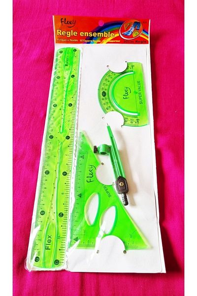 Modellino Flexy Ruler Set Flexible Unbreakable 4 Pieces 30cm with Ruler and Jibs - Green