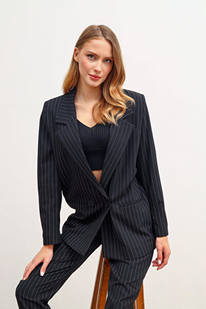 Perryes Set de damă cu dungi și pantaloni morcovi